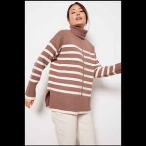 Line & Dot Striped Turtleneck Tunic Sweater Cream/Brown Size M - NWT